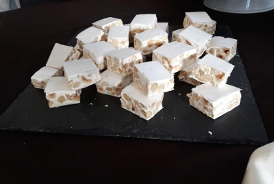 Come preparare il torroncino morbido bianco